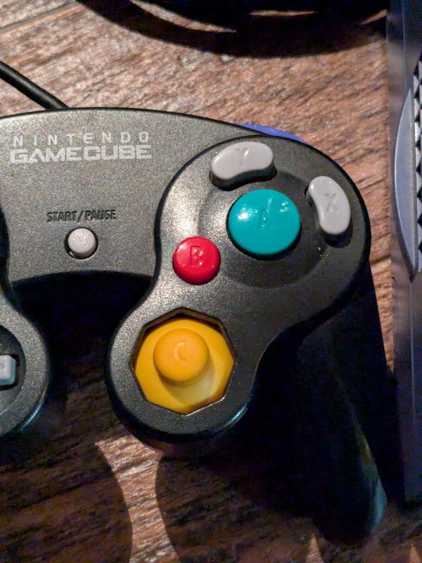 Nintendo GameCube DOL-001 System - Indigo - Memory Card HDMI Cords Controller gallery