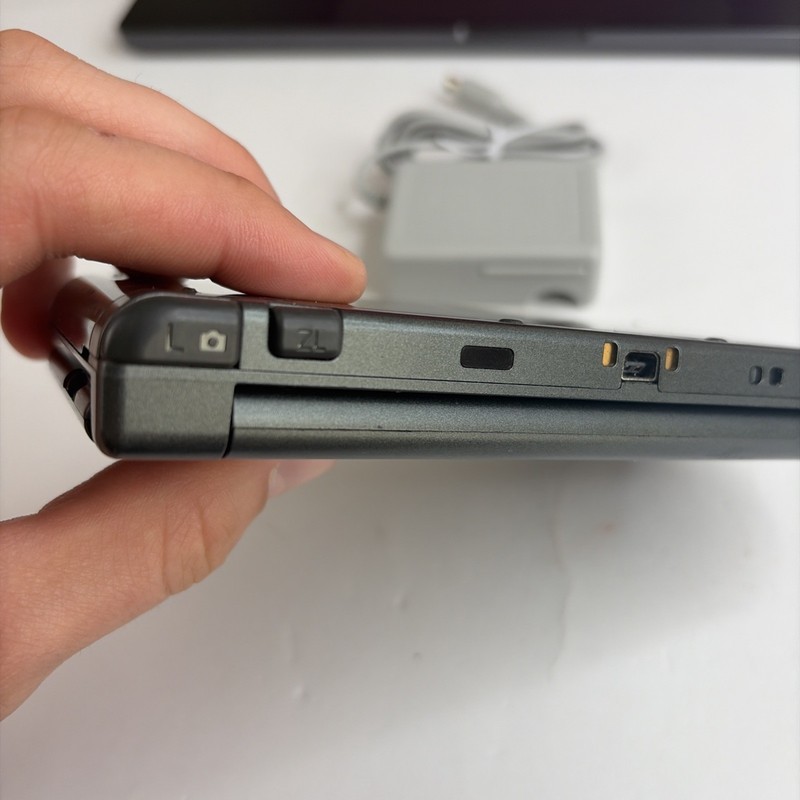 New Nintendo 3DS XL Gray Black Console, Top IPS Charger Stylus US Version gallery
