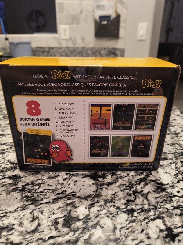 Bandai Namco Flashback Blast Pac-Man With 8 Built-in Games Brand New gallery