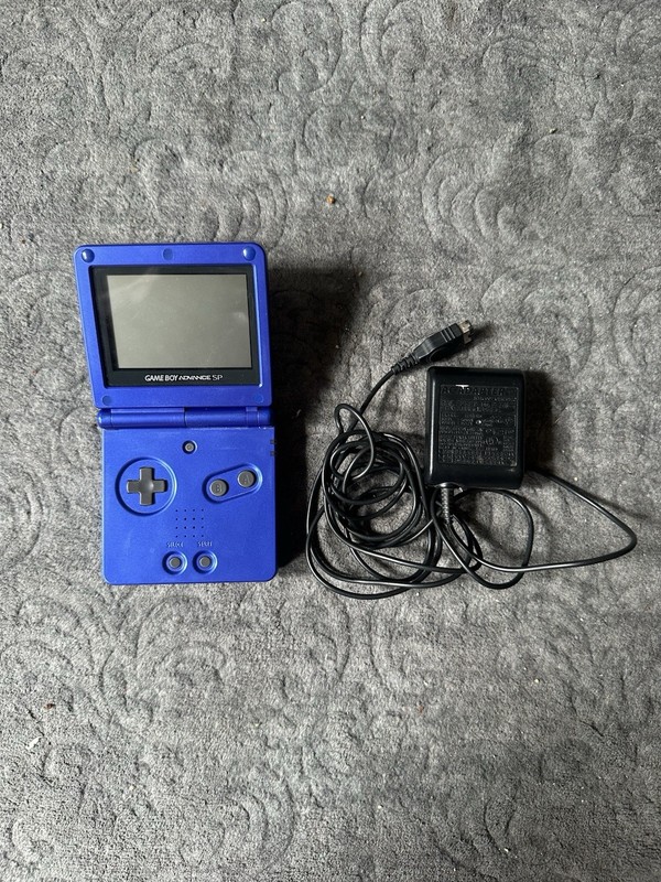 Nintendo Game Boy Advance SP Cobalt Blue System w/Charger & Pokemon Sapphire
