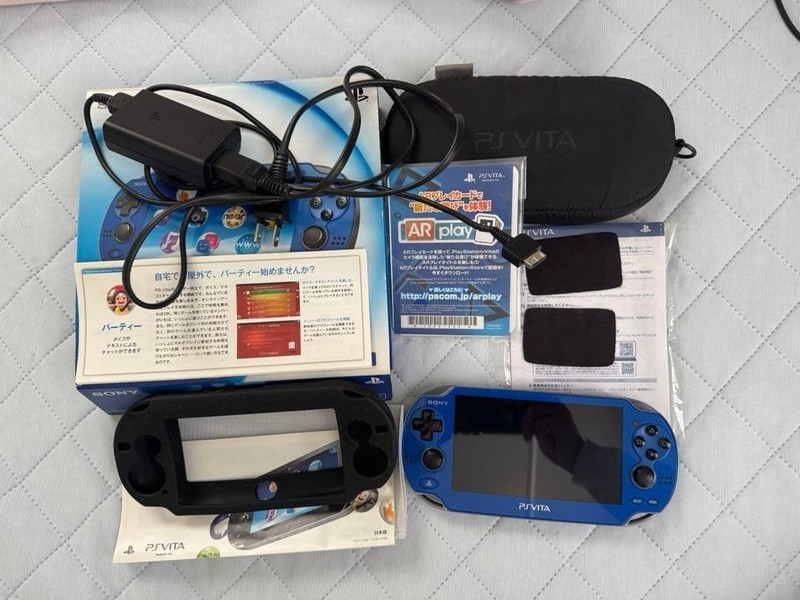 Mint SONY Playstation PS Vita PCH-1000 Console Sapphire Blue