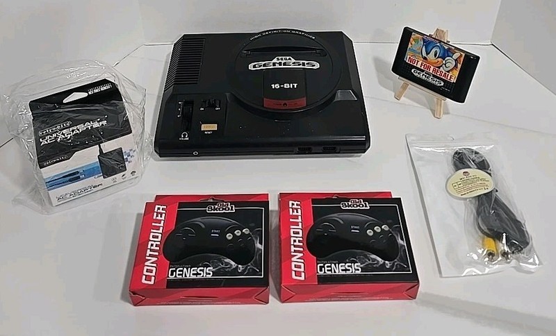 Original Sega Genesis Console Model 1601 + 2 Controllers & Sonic Hedgehog TESTED