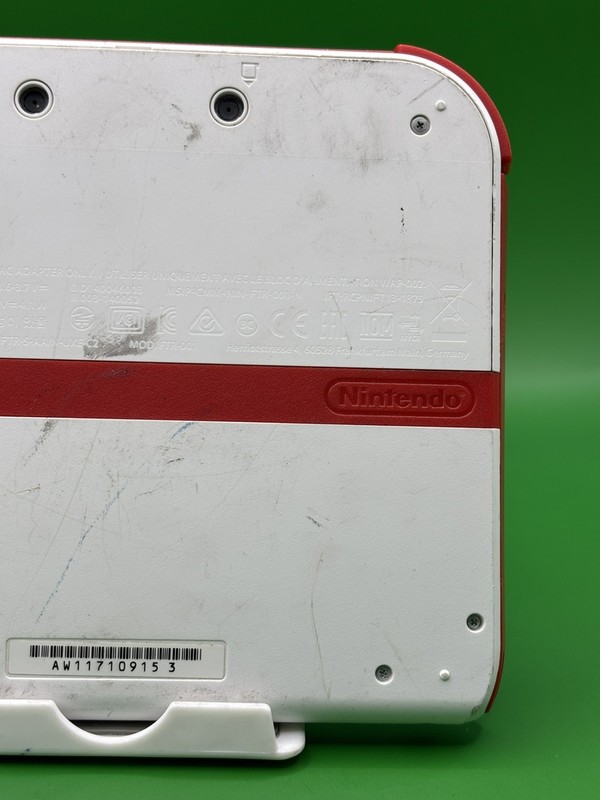 Nintendo 2DS - White & Red (F69) READ DESCRIPTION gallery