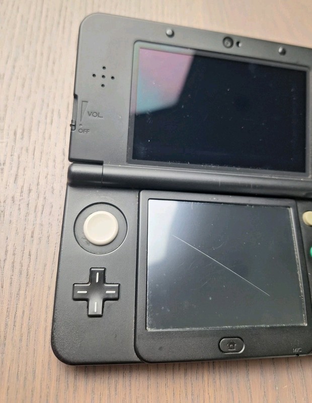 Nintendo New 3DS Black | Charger + 32GB SD Card | Region Free | USA TESTED gallery