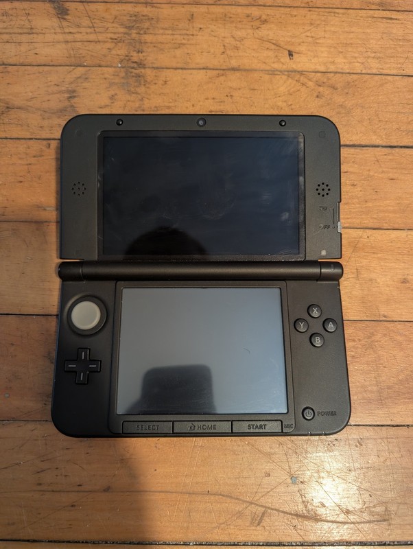 Nintendo 3DS XL – Black