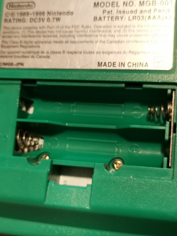 Nintendo Game Boy Pocket Green cleaned and fixed with Kirby of the Stars 2 gallery