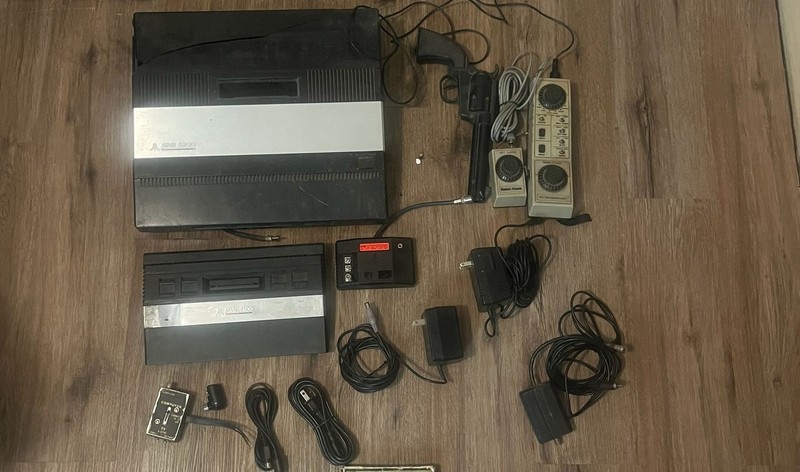 Atari 5200 4-Port and Atari 2600 Jr Console Lot with Light Gun and Radio Shack C