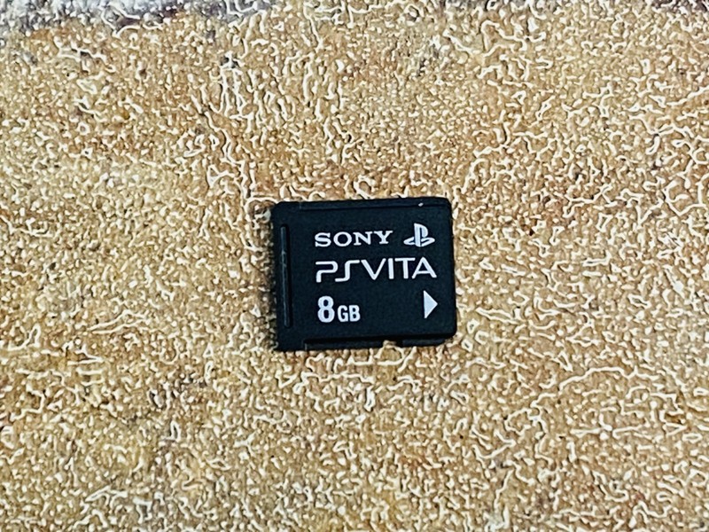 Sony PS Vita Lime Green / White PCH 2000 ZA13 Charger 8GB Mobile Case No.3 DDP gallery
