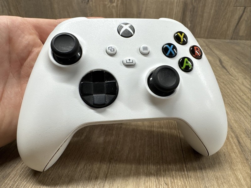 Xbox Series S 1TB Console White W/ 2 Controllers gallery