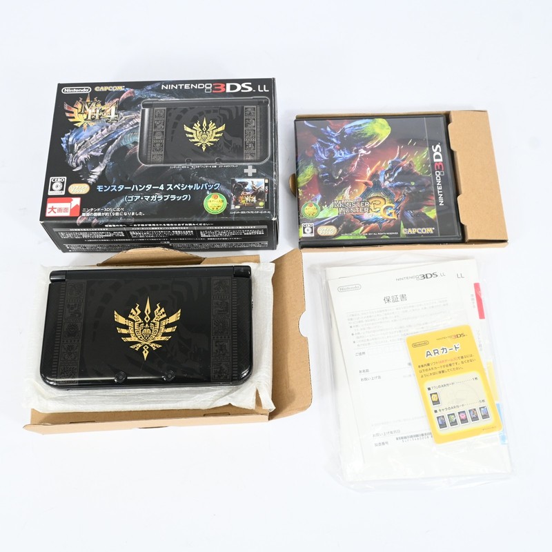 Nintendo 3DS LL Monster Hunter 4 Special Pack Gore Magala Black Console