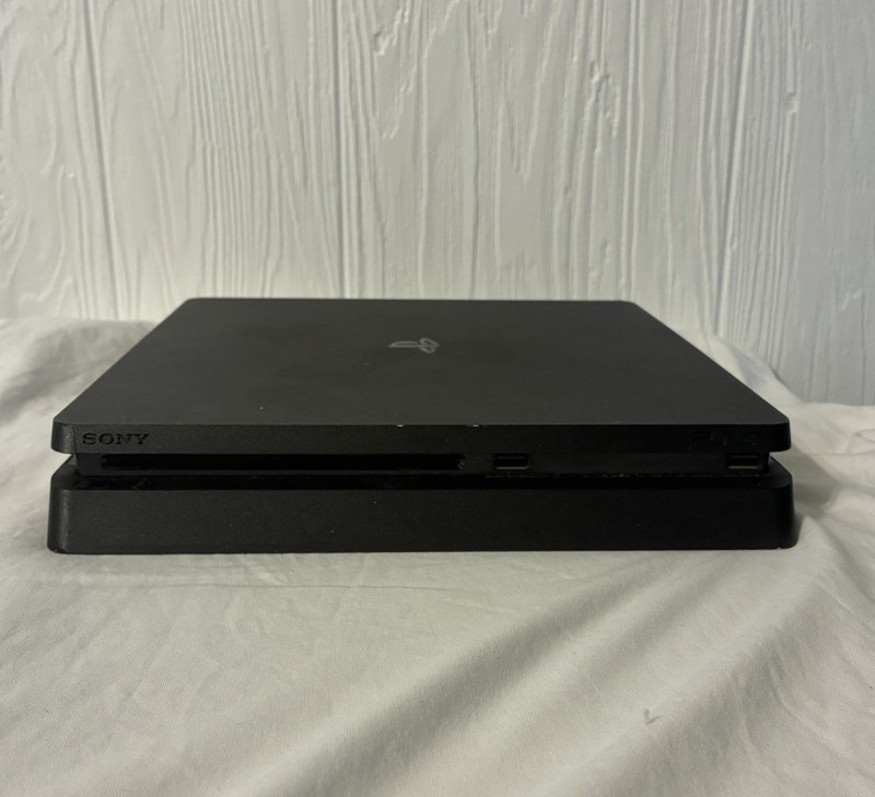 Sony PlayStation 4 Slim 500GB Console Black Home Console HDMI USB-A Ethernet