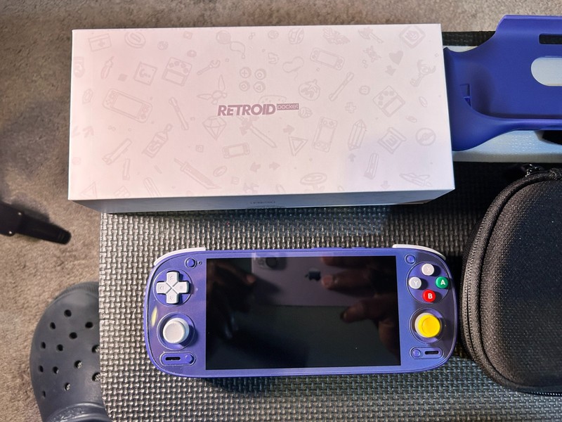 RETROID POCKET 5 (PURPLE) 8GB/128GB (FREE CASE AND GRIP) MUST BE SET UP (GXRG) gallery