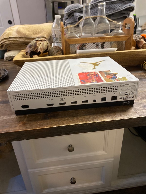 Microsoft Xbox One S 1TB Console - White gallery