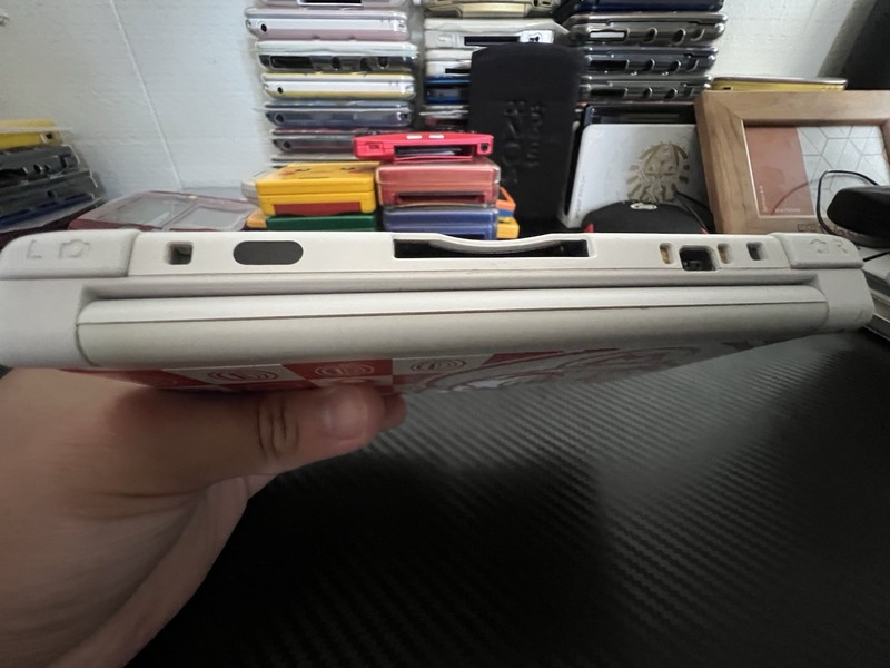 🇺🇸Nintendo Rare iQue 3DS XL Mario White Limited Edition Official Console gallery