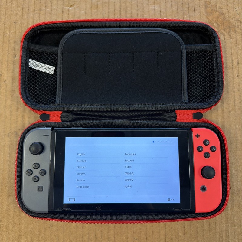 (Z300) Nintendo Switch HAC-001 Console – Tested Red and Black Joycons