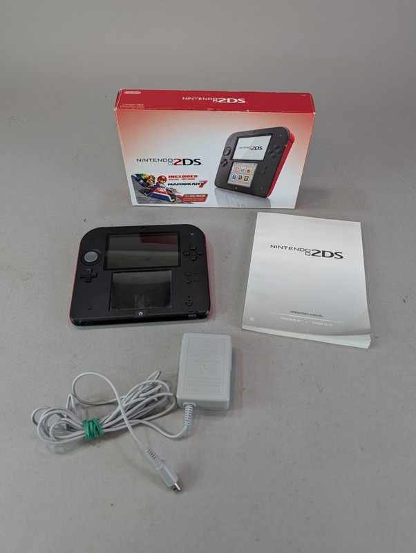 Nintendo 2DS Mario Kart7 Edition In Original Box OEM Charger & Stylus Red