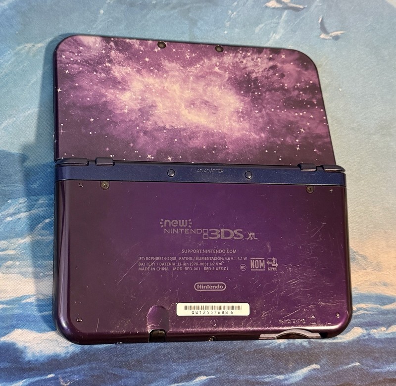 «New» Nintendo 3DS XL Galaxy Edition Handheld System – w/ New Charger & Speakers