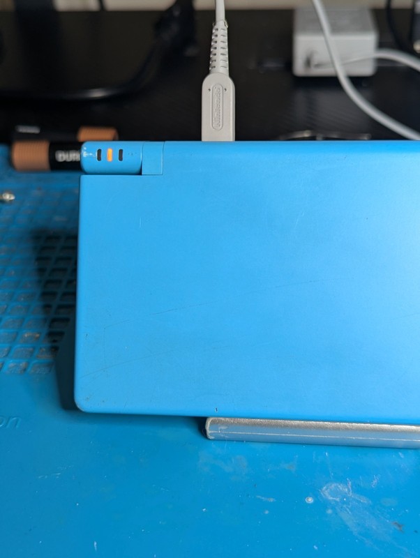 Blue Nintendo DSi gallery
