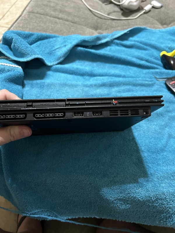 Sony PlayStation 2 Slim Launch Edition Charcoal Black Console (SCPH-75001CB) gallery