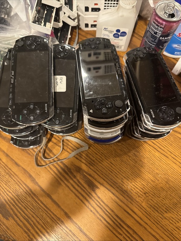 Massive PSP Lot 1,2,3000s With New Parts Lot And Stuff