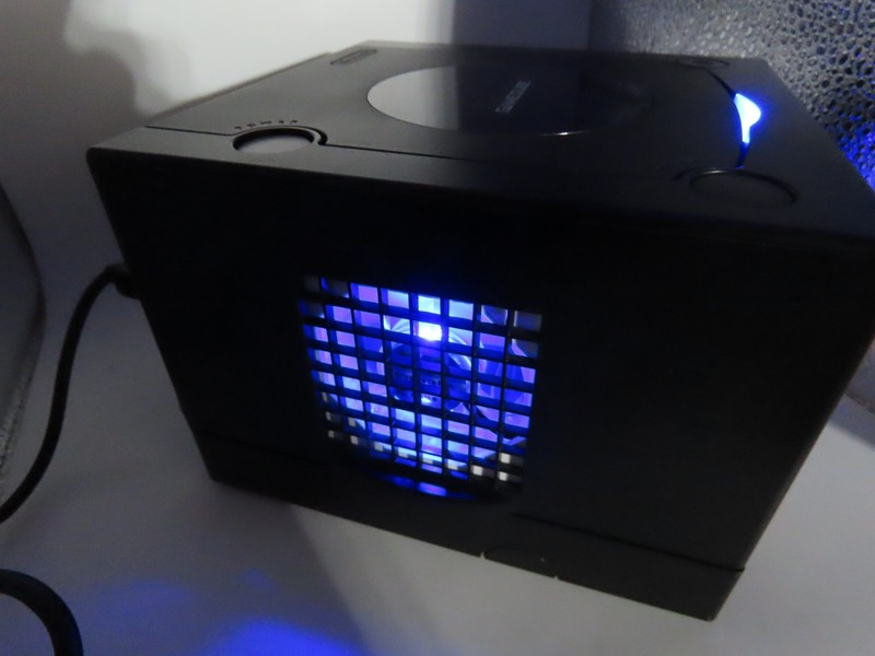 Nintendo GameCube BLUE LED Light Mod Modification Kit - Fan, main LED and ports gallery