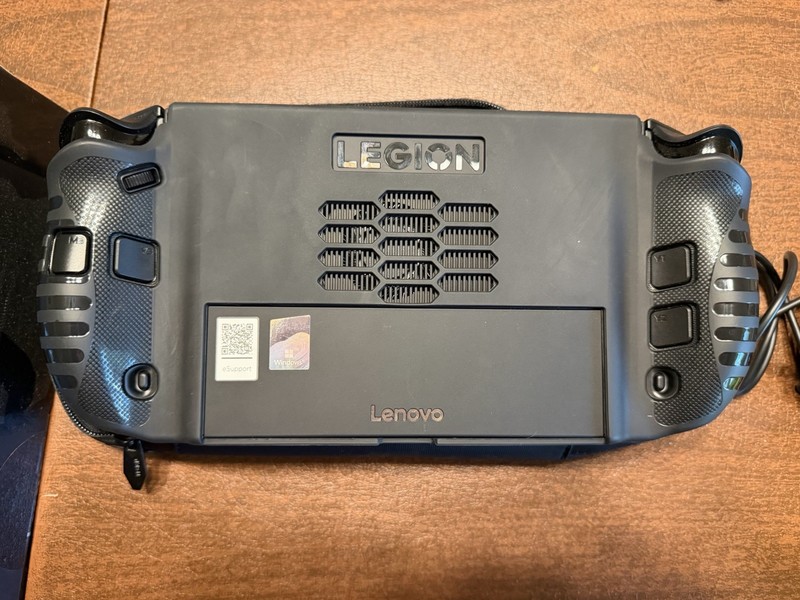 Lenovo Legion Go 2 Z2 Extreme 4TB SSD gallery
