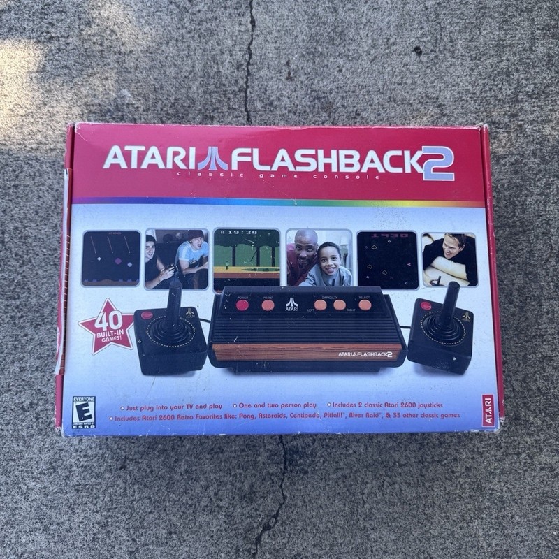 Atari Flashback 2 Console Built-In Games 2 Joysticks Cables Manual Box