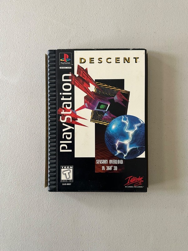 Sony PlayStation SCPH-5501 with 2 controllers, 3 games, 2 memory cards - Tested gallery