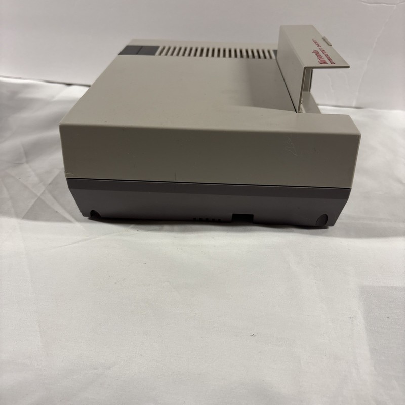 Vintage 1985 - NES Classic Model # NES - 001 Complete GameSystem Tested gallery