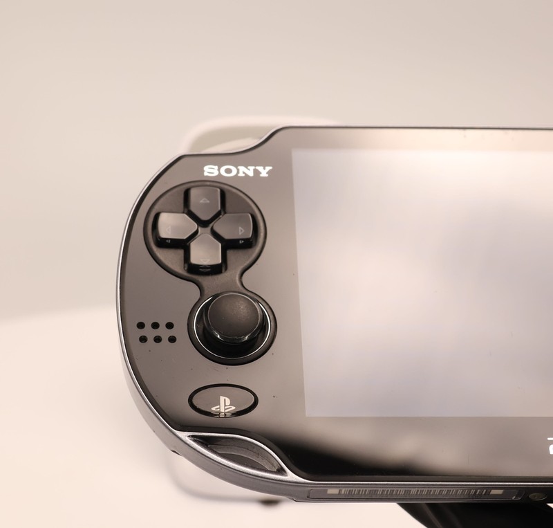PS Vita PCH-1100 Sony PlayStation Crystal Black Console Only Region Free 443 gallery