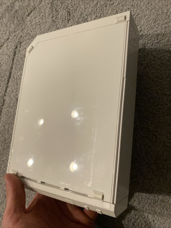 Nintendo Wii RVL-001 512 MB Home Console - White All OEM Cables, No Wii Motes gallery