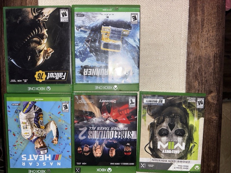 Selling To Buy A Pc Not Used For Much Just Used To Watch Movies Few Games An Etc