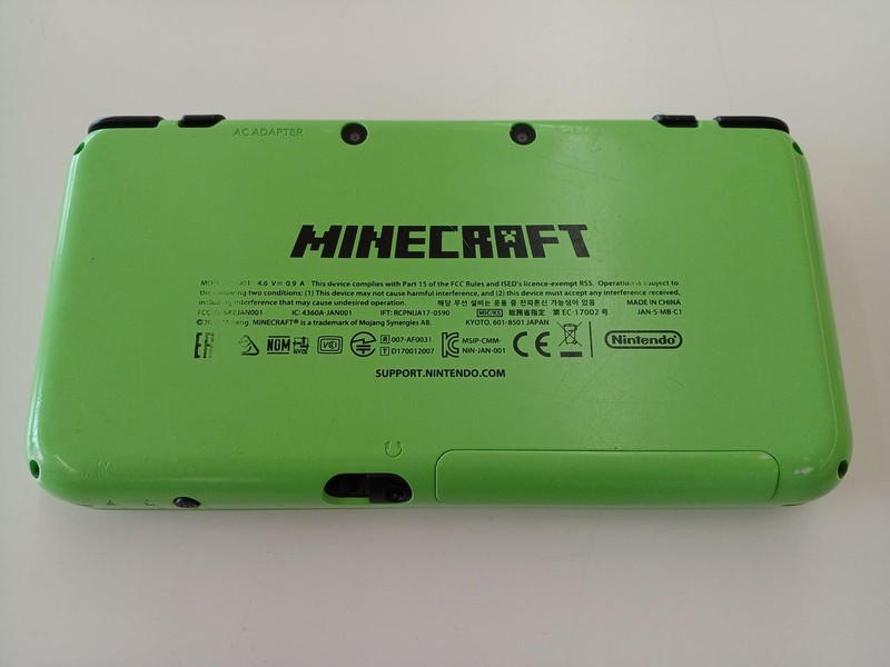 NEW 2DS LL Console: Minecraft Clipper Edition gallery