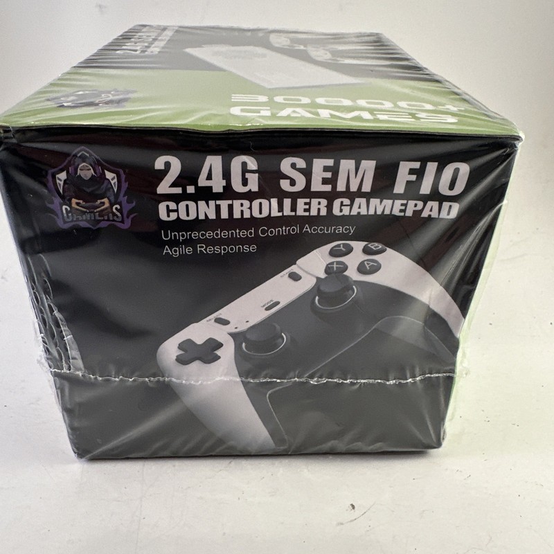 GameStick M8 Pro, 30,000 retro gaming console - with wireless Controllers Sealed gallery