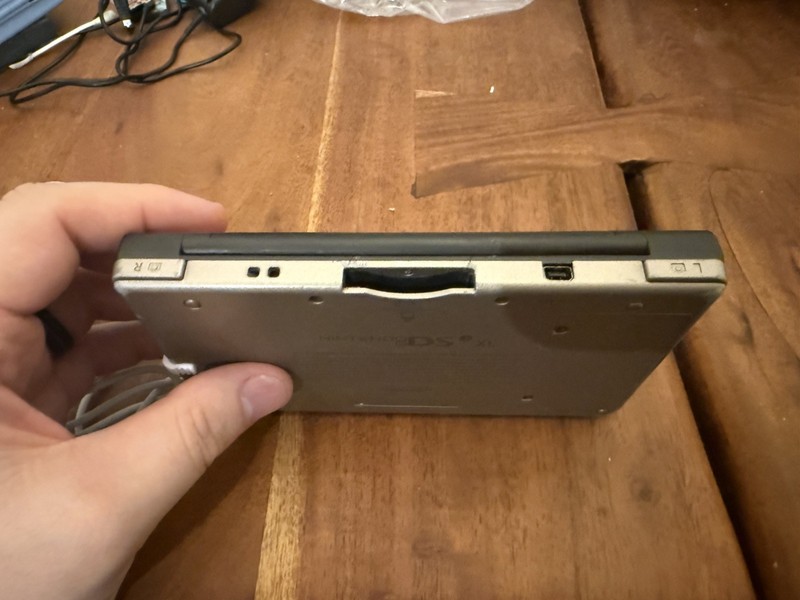 Nintendo UTL-001 DSi XL Bronze Handheld System - Bronze Tested - with Charger gallery
