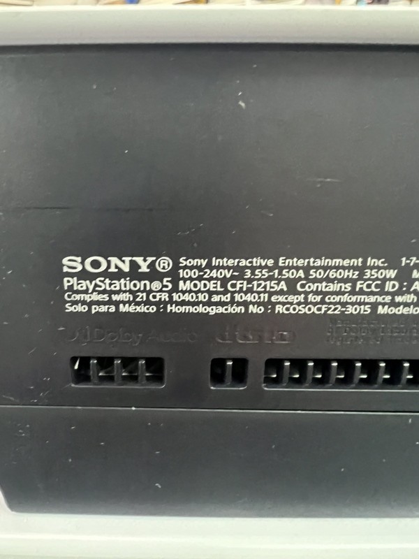 SONY PLAYSTATION 5 PS5 825 GB WHITE CONSOLE CFI-1015A (AZP030800) gallery