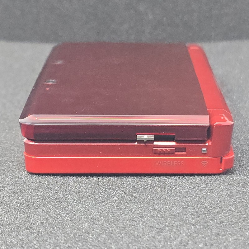 Nintendo 3DS Handheld System Flame Red CTR-001 w/ Charger TESTED gallery