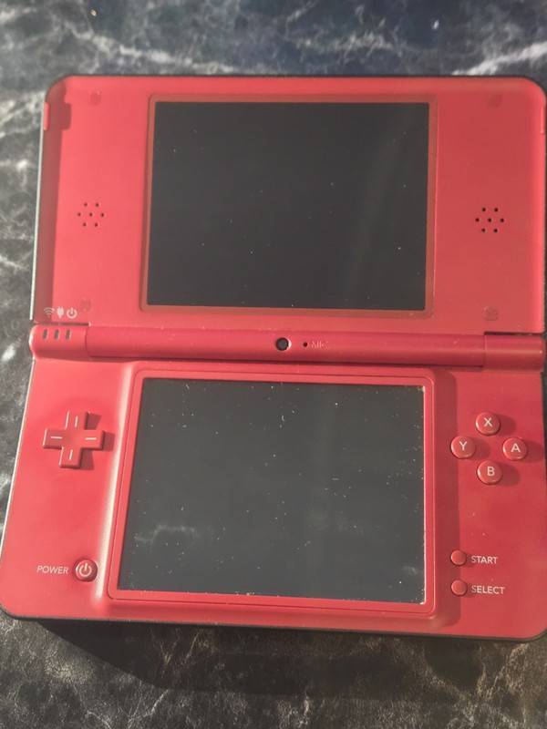 Nintendo DSi XL Super Mario Bros. 25th Anniversary Edition w/ Charger Tested gallery