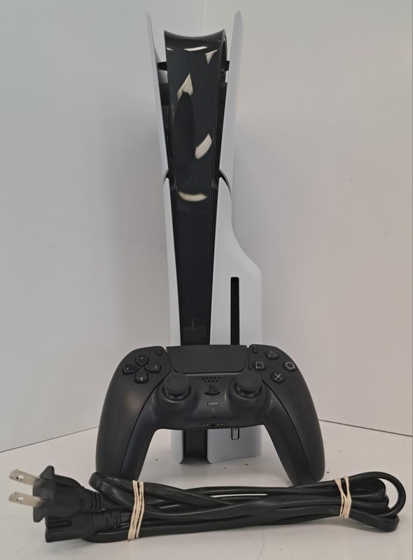 1TB SONY PLAYSTATION 5 W/ CONTROLLER IN GOOD CONDITION AS PICTURED T (P10023872)