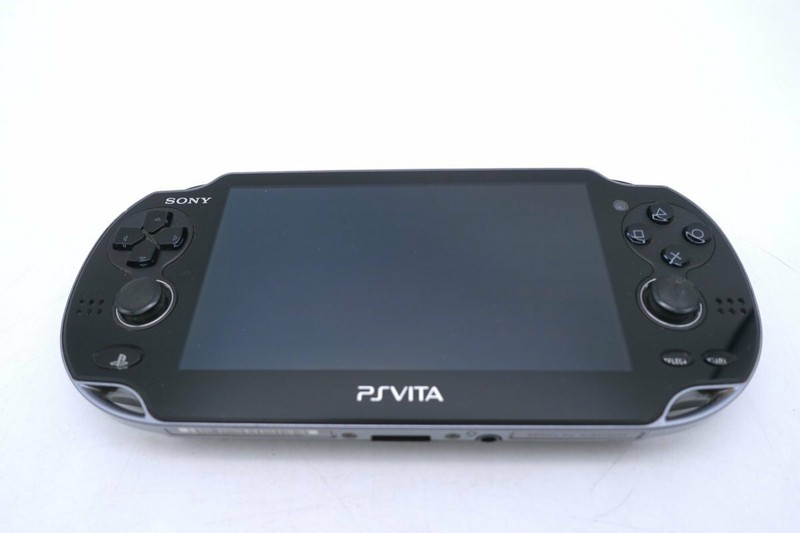 Playstation vita 3G / Wi-Fi model CRISTAL BLACK PCH-1100 japan 1000 series JP gallery