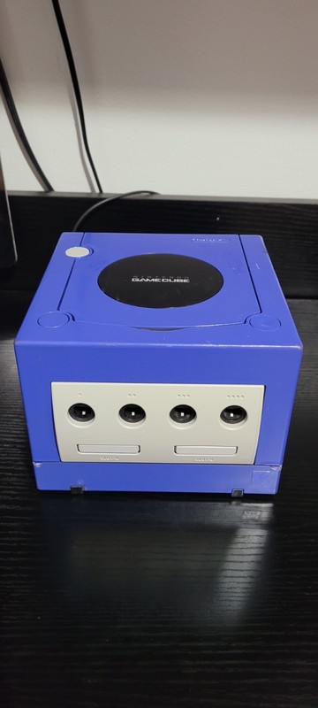 Nintendo GameCube 2001 Indigo Purple DOL-001 Game Console with Games Tested gallery