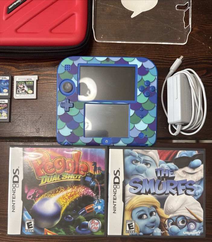 Nintendo 2DS Blue Handheld System Console Model FTR-001 Bundle 6 Games Charger gallery