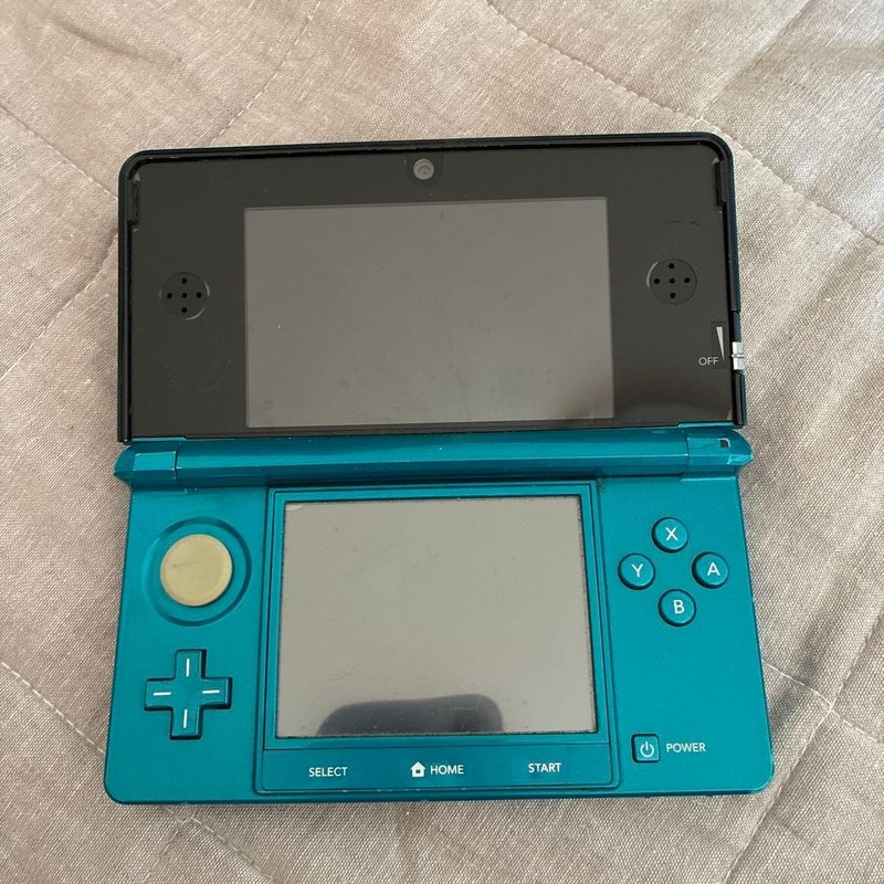 Nintendo 3DS Aqua Blue Console gallery