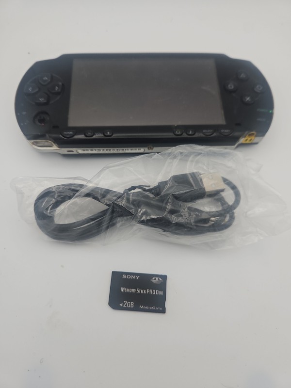 Sony PSP 1000 – Black – Region Free – Tested & Working – (NOTES / DIGITAL ONLY)