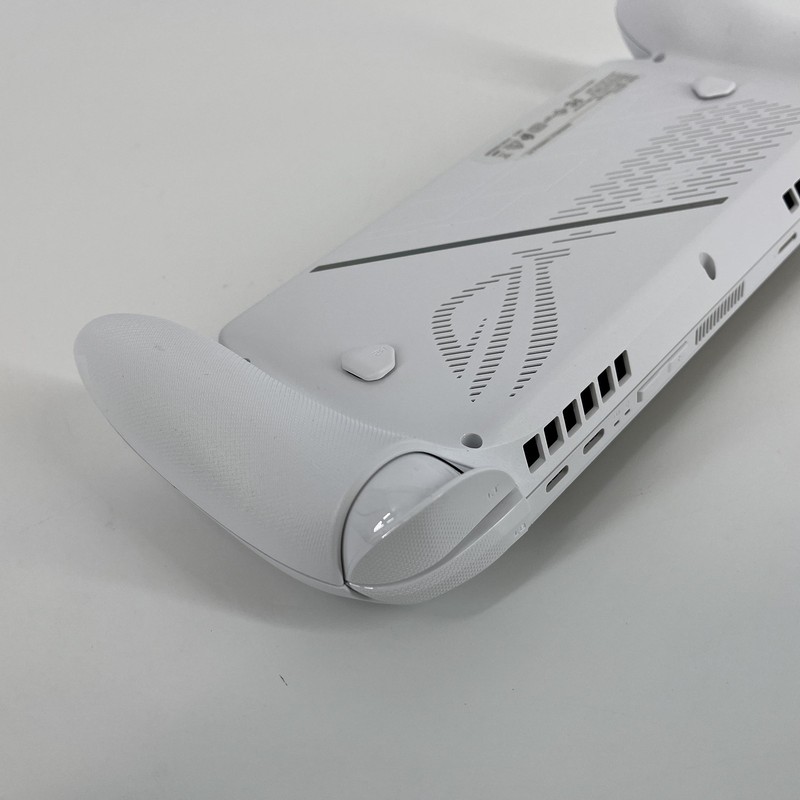 Asus ROG Xbox Ally Handheld Console White 512GB w/ Charger - Excellent gallery