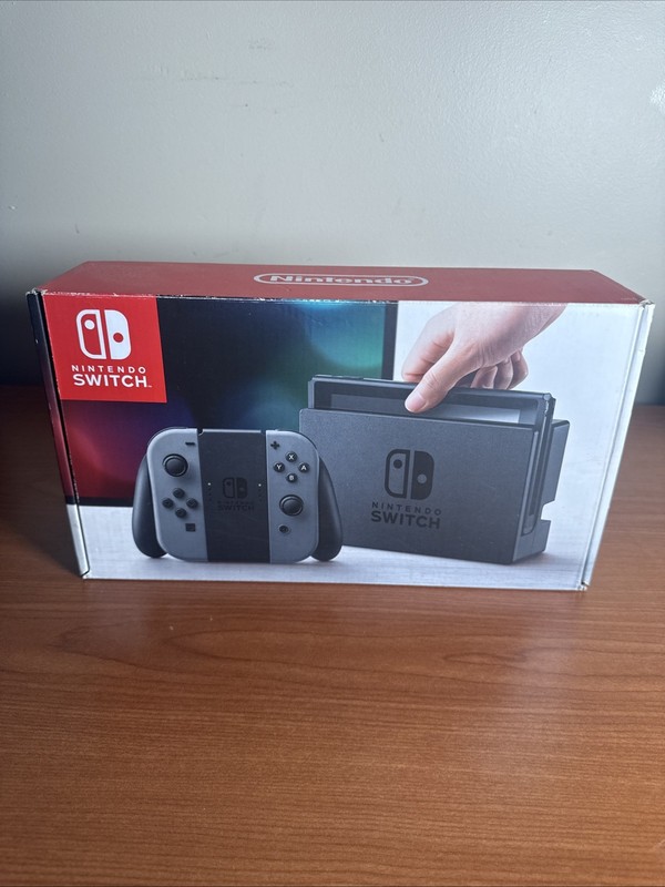 Nintendo Switch HAC-001 32GB Console with Gray Joy‑Con W Box Complete.