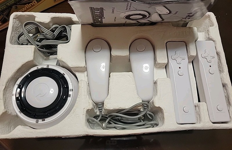 Vintage My Sport Challenge 5-in-1 Launch Edition White Plug & Play TV Game,Rare gallery