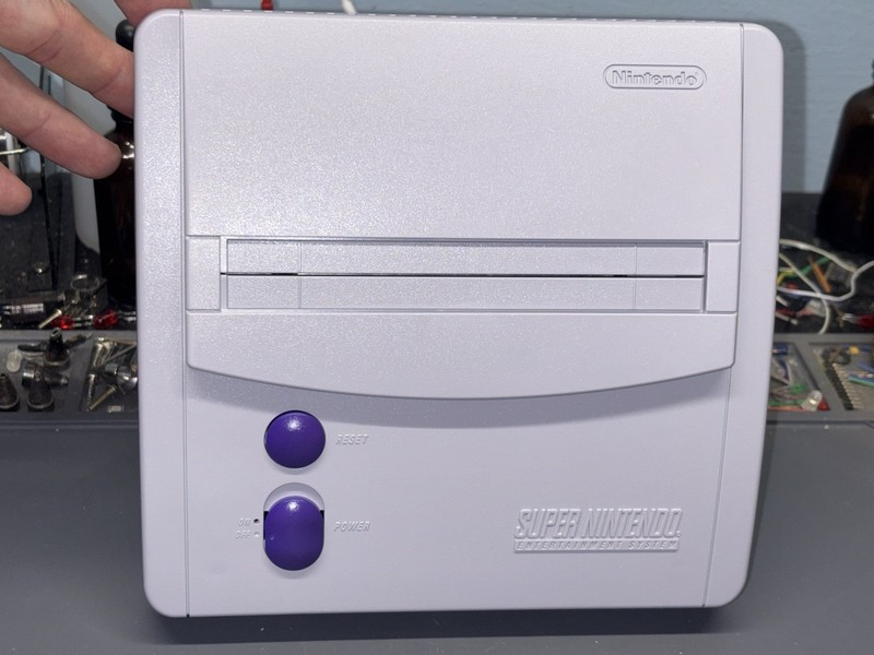 Ultimate SNES RGB Super Nintendo Console Mini Jr. 1 Chip Region Region LED gallery