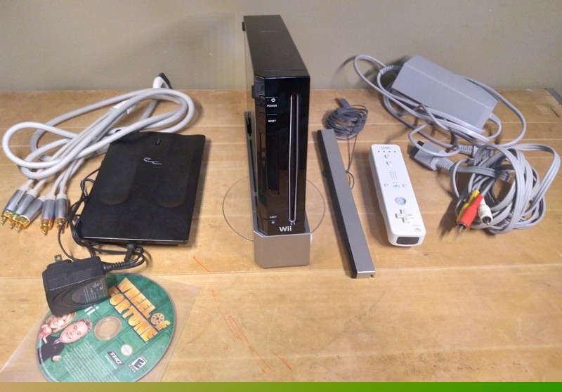 Nintendo Wii Model RVL-001 2006 Console Bundle – Tested