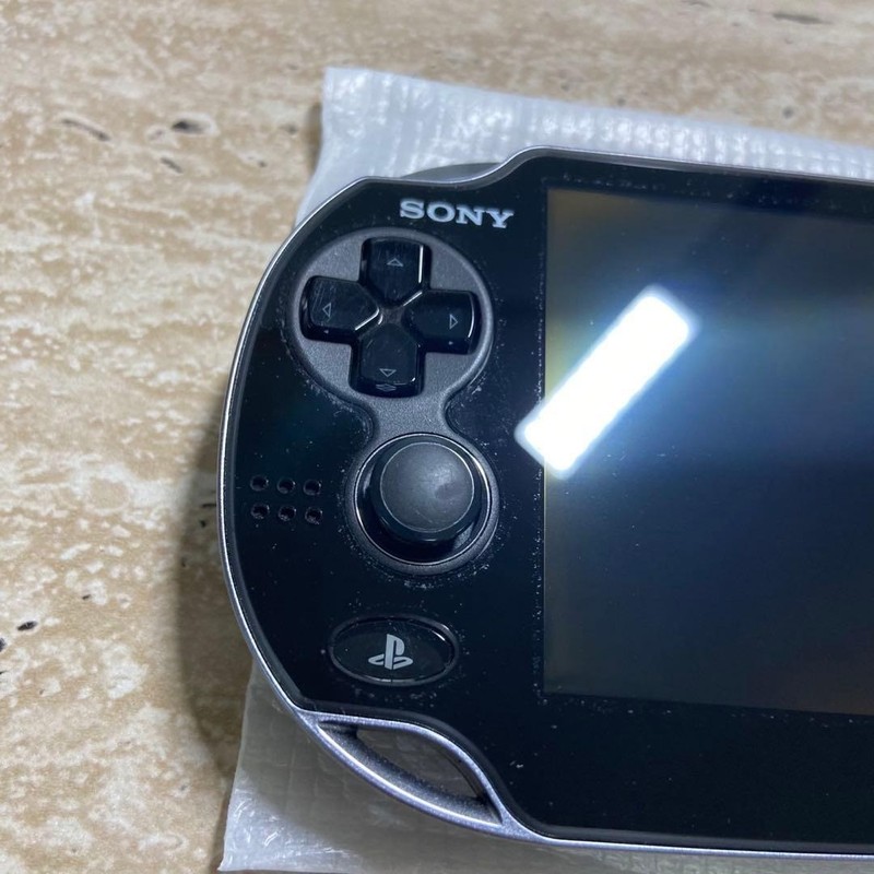 PS Vita 1000 Crystal Black 3G Wi-Fi Complete Excellent 6680 gallery